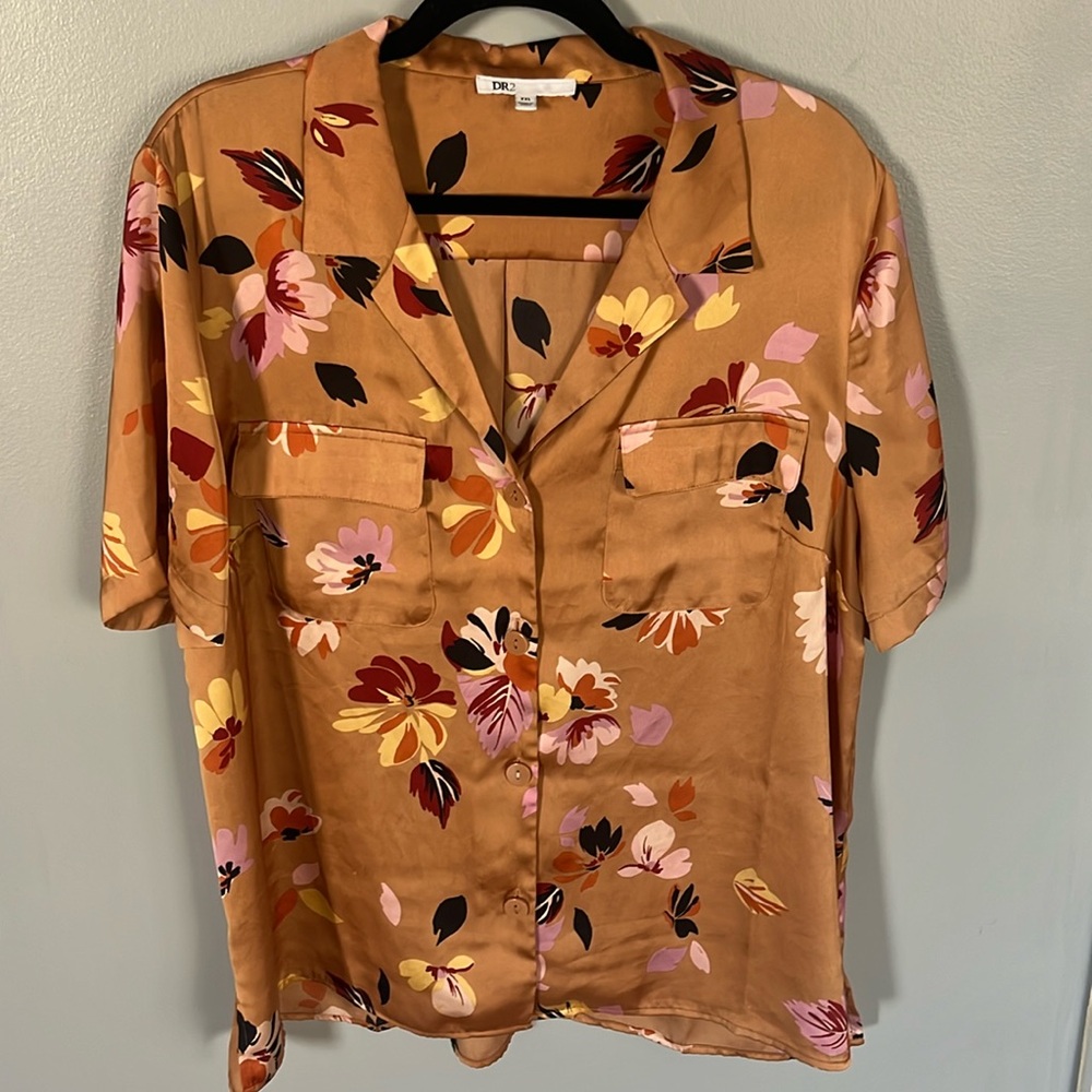 DR2 Blouse size XXL
